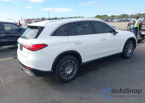 2024 Mercedes-Benz Glc 300 4Matic Suv z USA, uszkodzony, nr VIN W1NKM4HB5RF207268